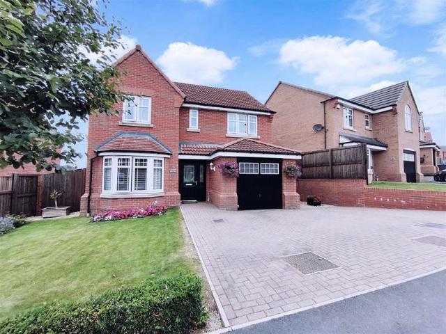 4 Bedroom Detached House