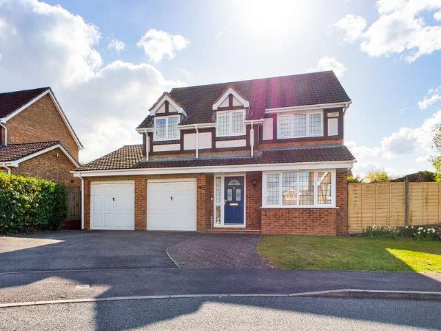 4 Bedroom Detached House