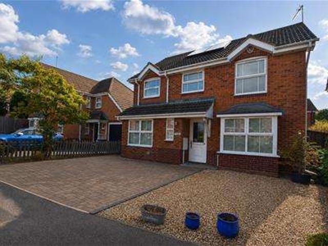 4 Bedroom Detached House