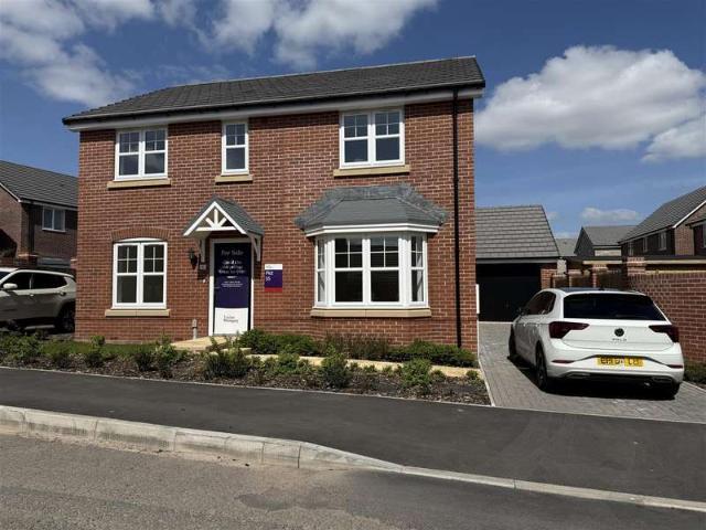 4 Bedroom Detached House