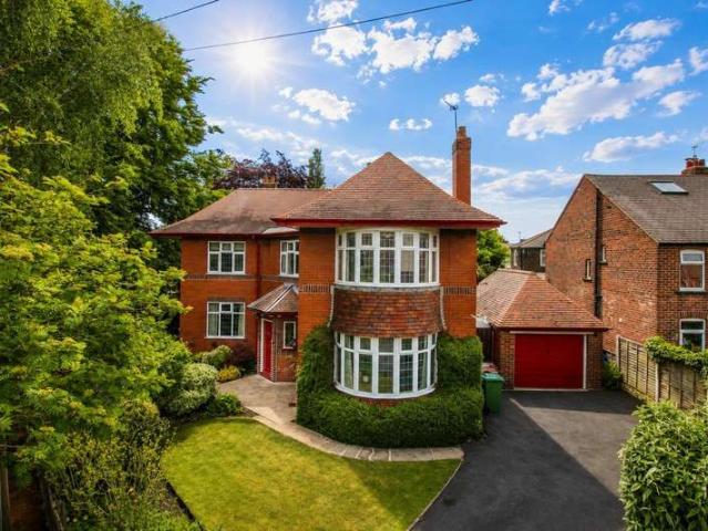 4 Bedroom Detached House