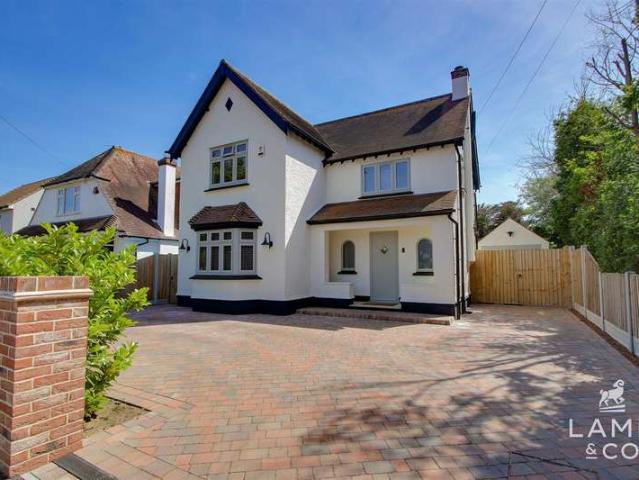 4 Bedroom Detached House