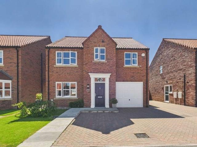 4 Bedroom Detached House