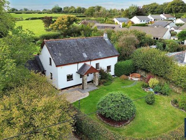 4 Bedroom Detached House
