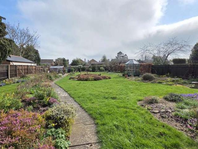 4 Bedroom Detached House