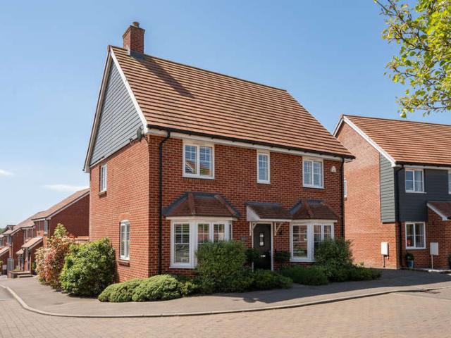 4 Bedroom Detached House