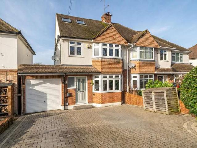 4 Bedroom Detached House