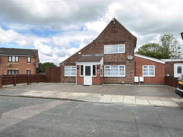4 Bedroom Detached House