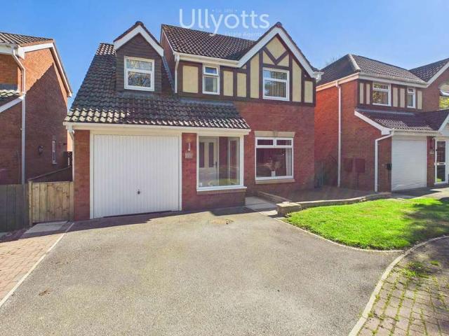 4 Bedroom Detached House