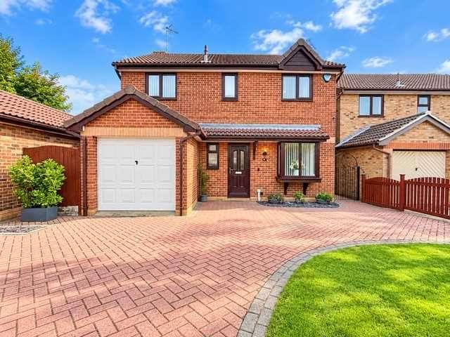 4 Bedroom Detached House