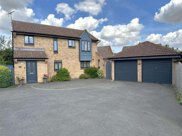 4 Bedroom Detached House