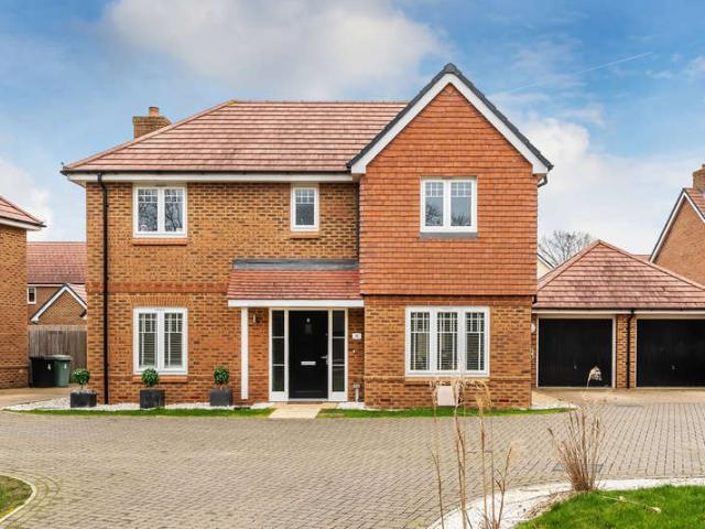 4 Bedroom Detached House