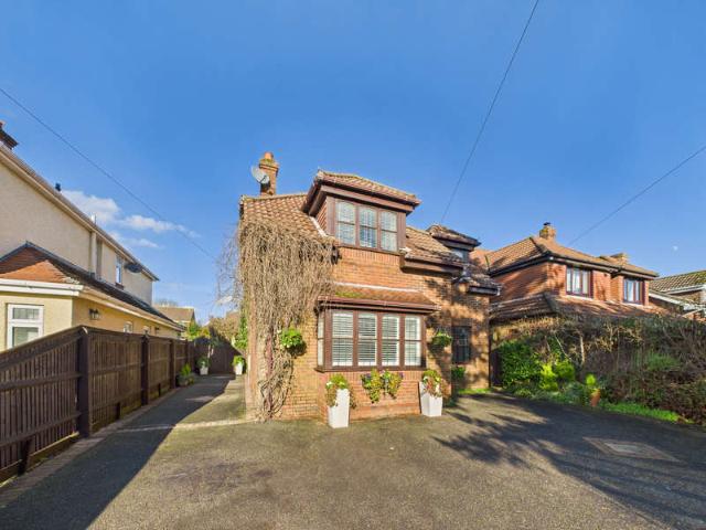 4 Bedroom Detached House