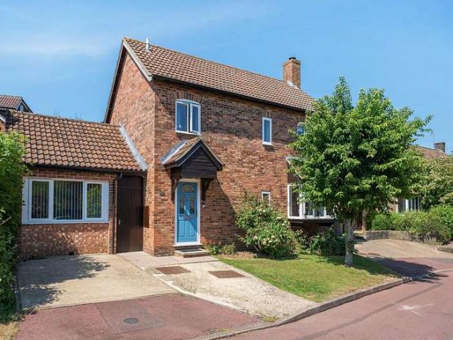 4 Bedroom Detached House