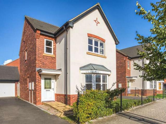 4 Bedroom Detached House
