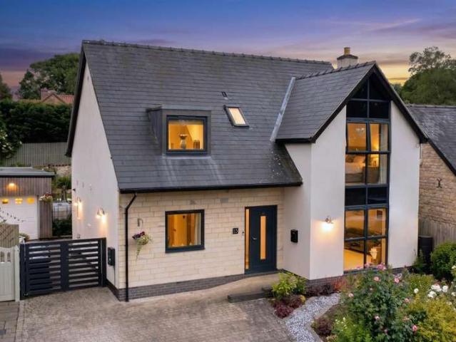 4 Bedroom Detached House