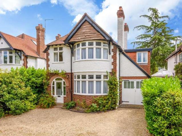 4 Bedroom Detached House