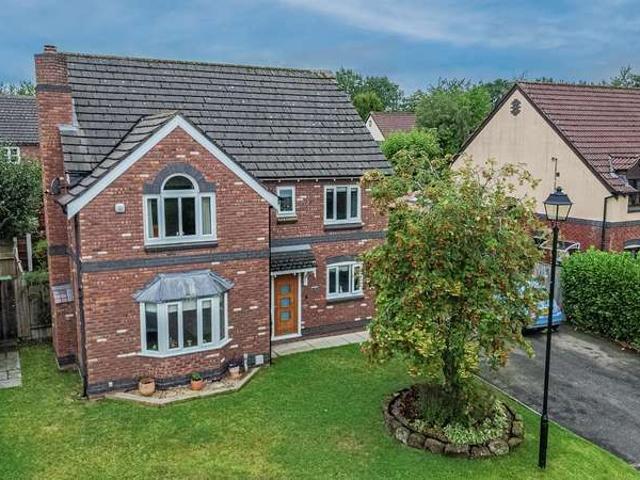 4 Bedroom Detached House