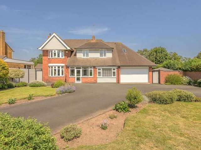 4 Bedroom Detached House