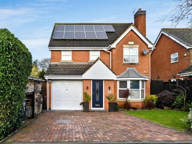 4 Bedroom Detached House