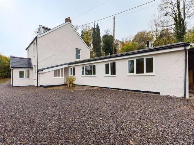 4 Bedroom Detached House