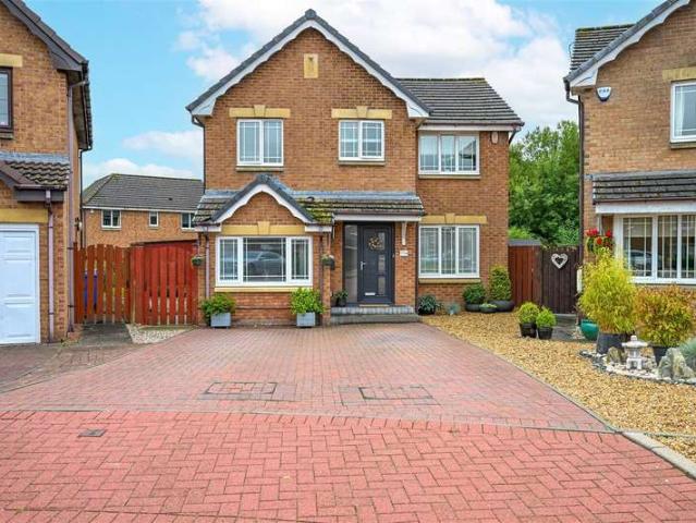 4 Bedroom Detached House
