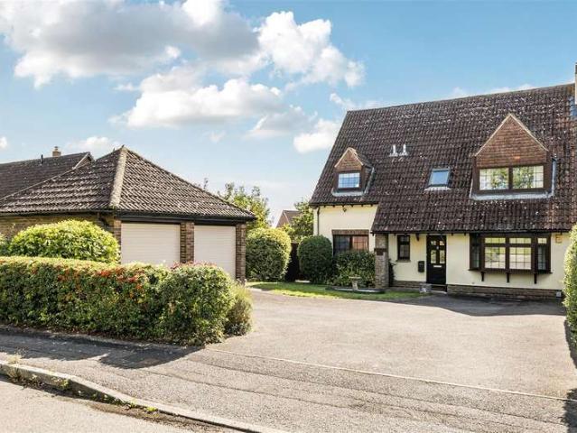 4 Bedroom Detached House