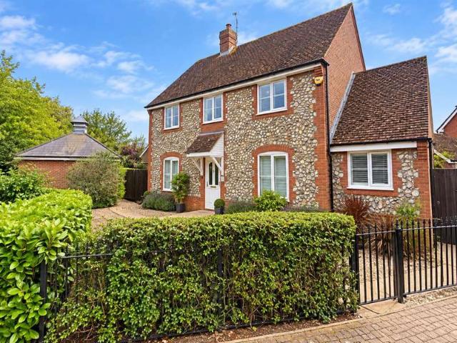 4 Bedroom Detached House