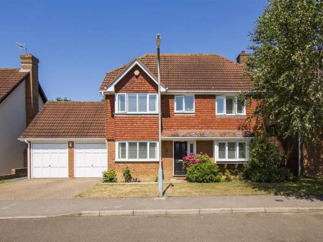 4 Bedroom Detached House