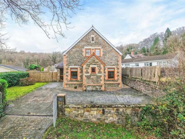 4 Bedroom Detached House