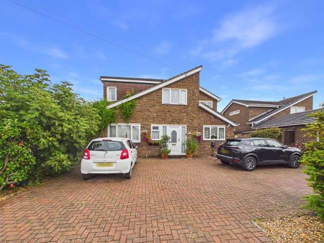 4 Bedroom Detached House