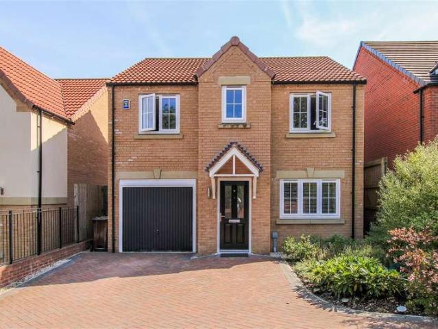 4 Bedroom Detached House