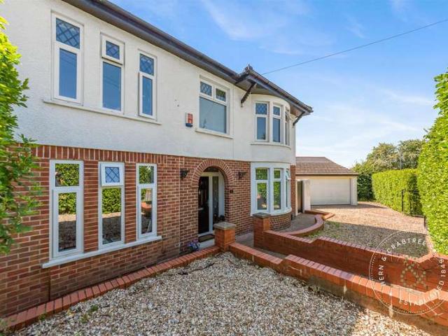 4 Bedroom Detached House