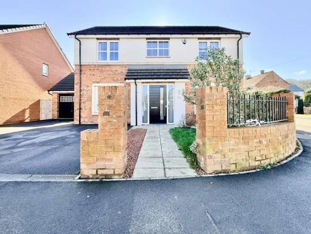 4 Bedroom Detached House
