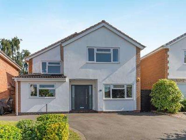 4 Bedroom Detached House