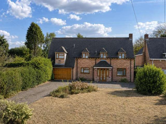 4 Bedroom Detached House