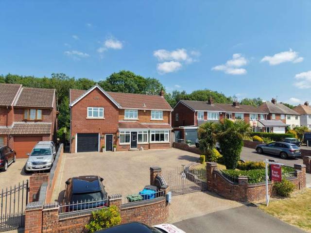 4 Bedroom Detached House