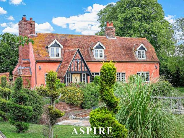 4 Bedroom Detached House