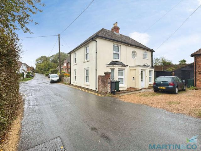 4 Bedroom Detached House