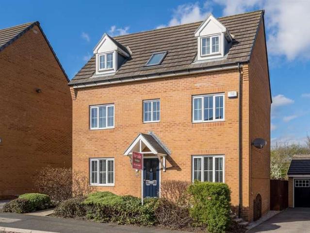 4 Bedroom Detached House