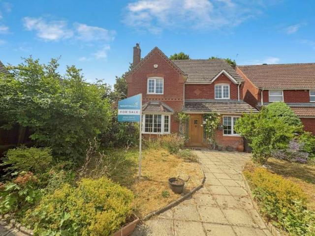 4 Bedroom Detached House