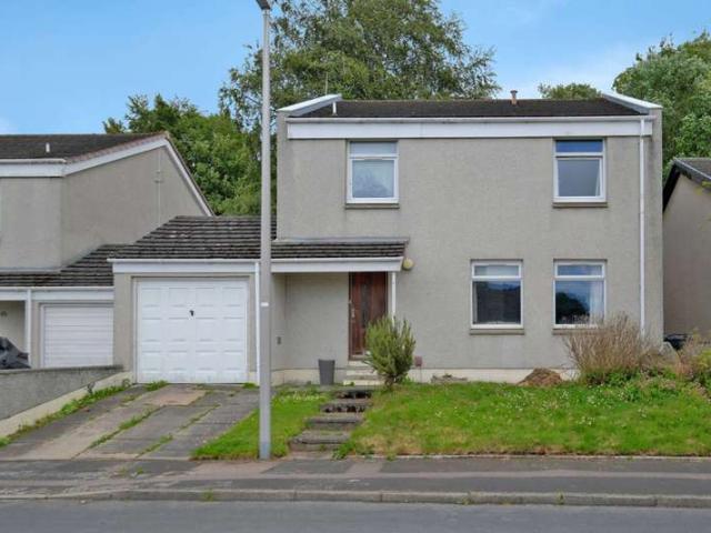 4 Bedroom Detached House