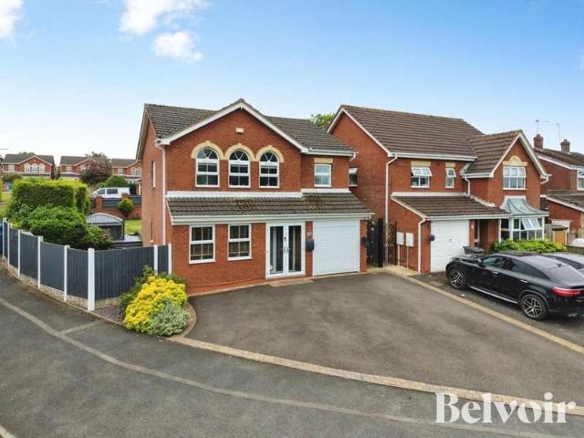 4 Bedroom Detached House