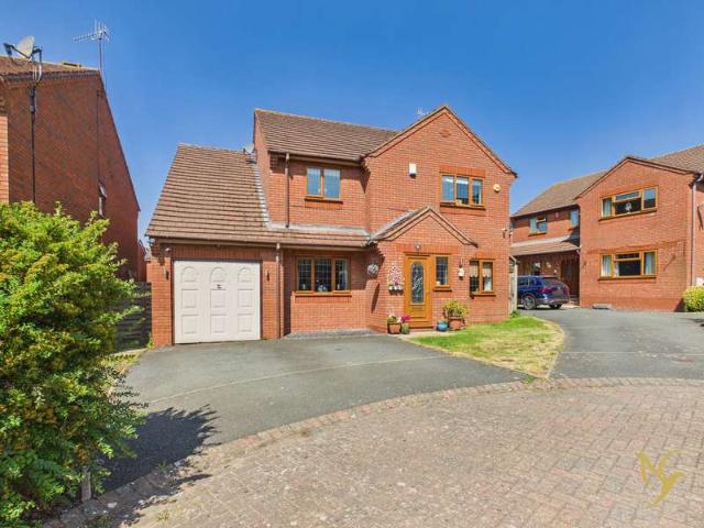 4 Bedroom Detached House