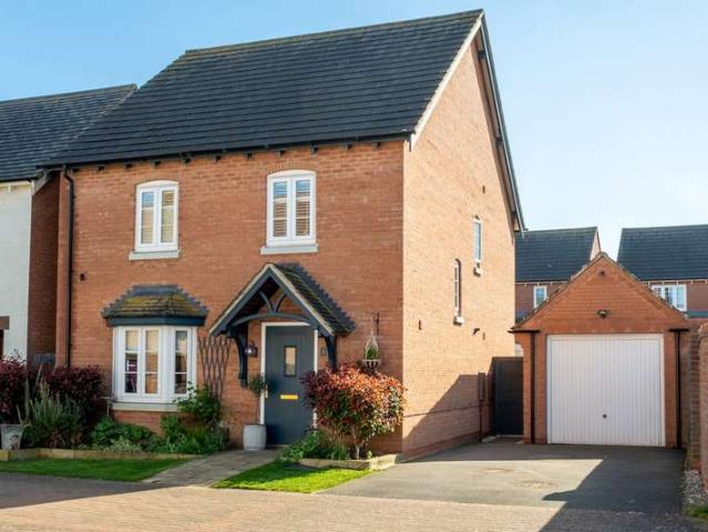 4 Bedroom Detached House
