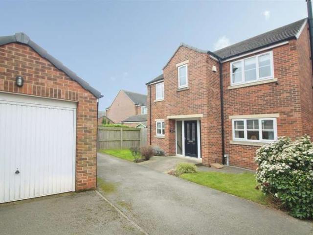 4 Bedroom Detached House