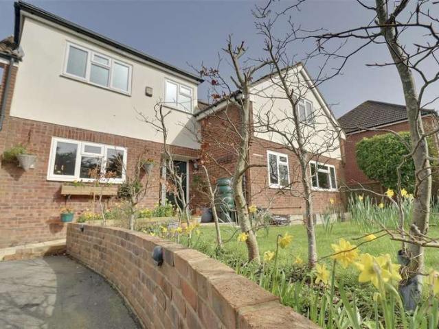 4 Bedroom Detached House