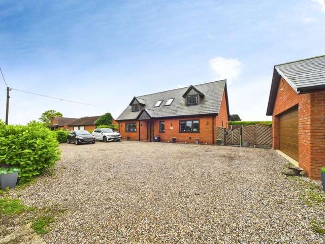 4 Bedroom Detached House