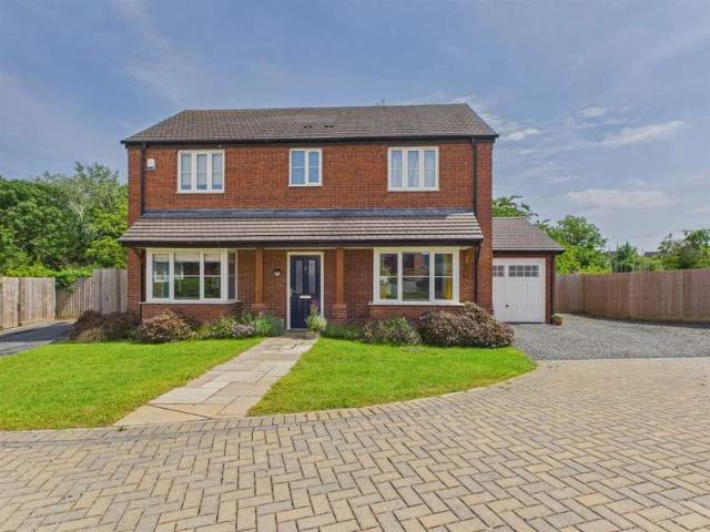 4 Bedroom Detached House