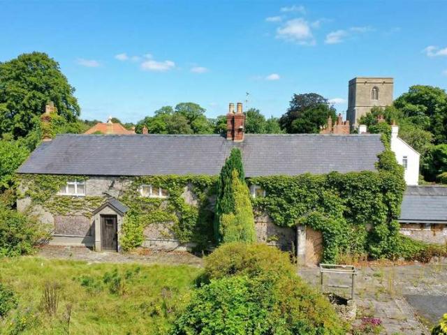 4 Bedroom Detached House